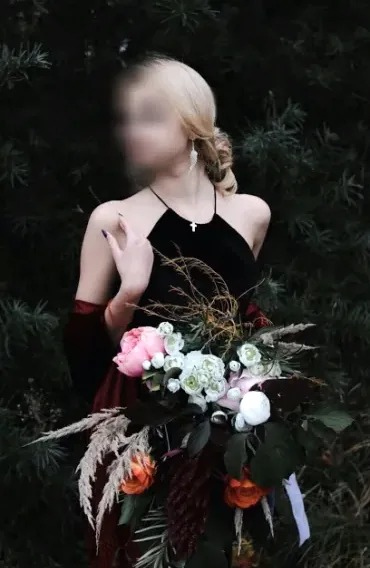Antonia, 26