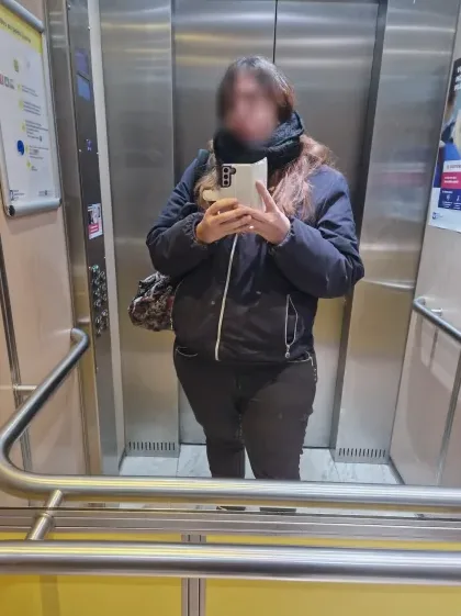 Carina, 38