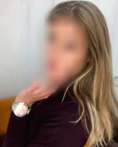 Fabienne, 21
