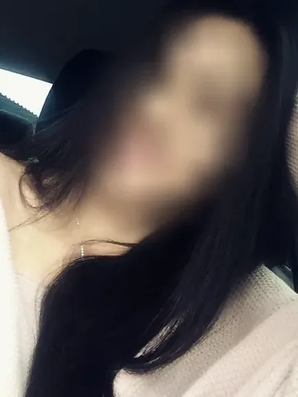 Isabell, 34