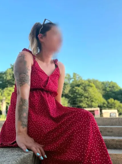 Jacqueline, 34
