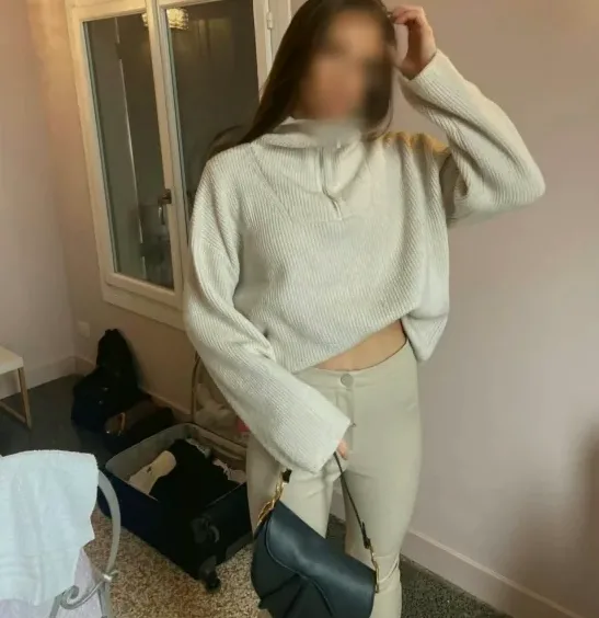 Jana, 27