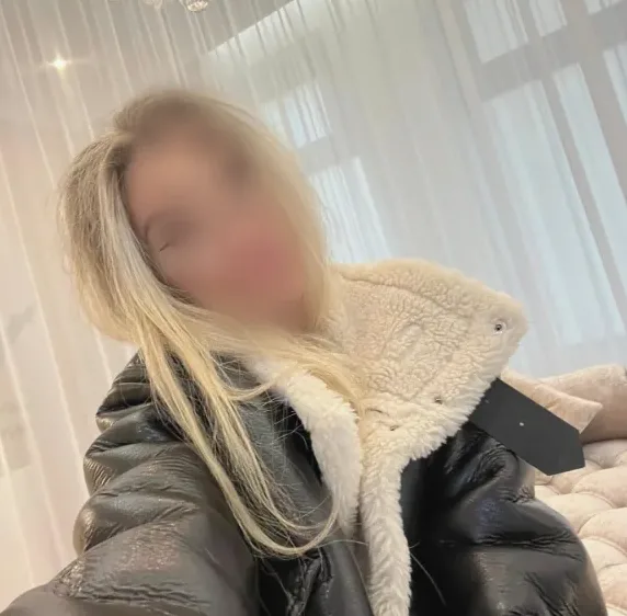 Kathleen, 33