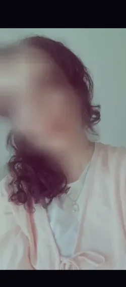 Klara, 27