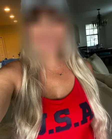 Selin, 38