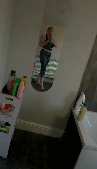 Stefanie, 40