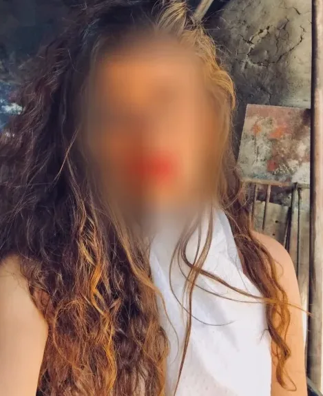 Verena, 32